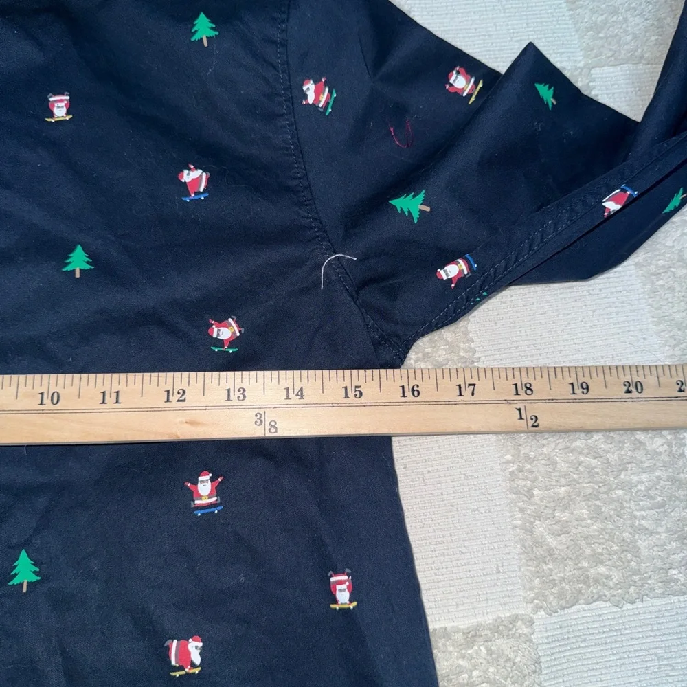 H&M‎ Dark Blue Shirt with Holiday Motif sir US 14